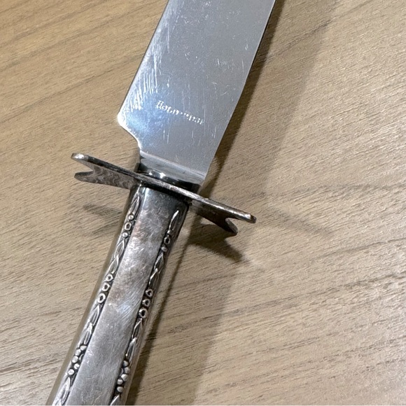 Vintage HOLMES & EDWARDS
  Carving Knife / Cake Knife - Picture 4 of 11